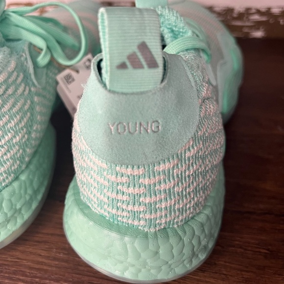 Adidas Trae Young 2 - Picture 3 of 9